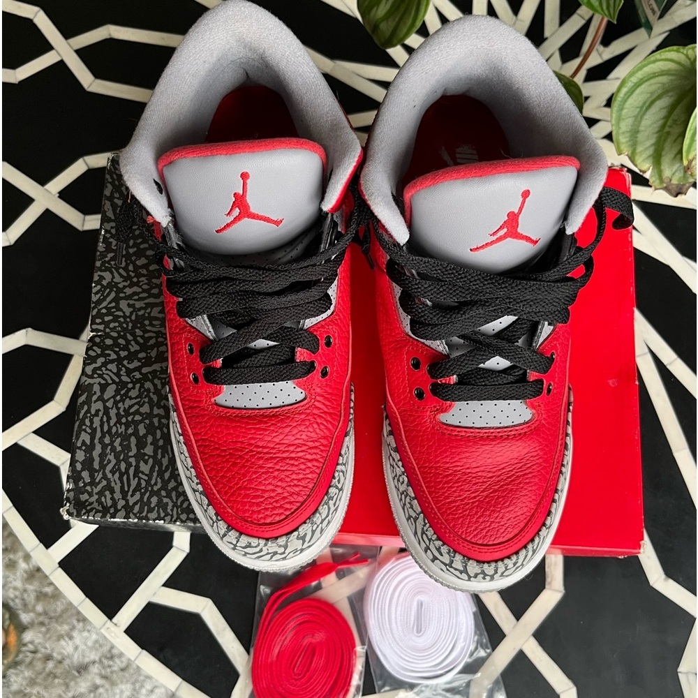Air Jordan 3 Retro SE Fire Red Cement Grey Basketball Shoes - Picture 5 of 16